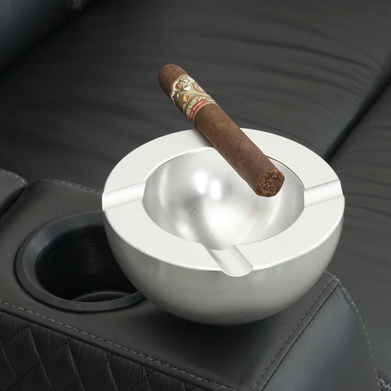 cigar holder