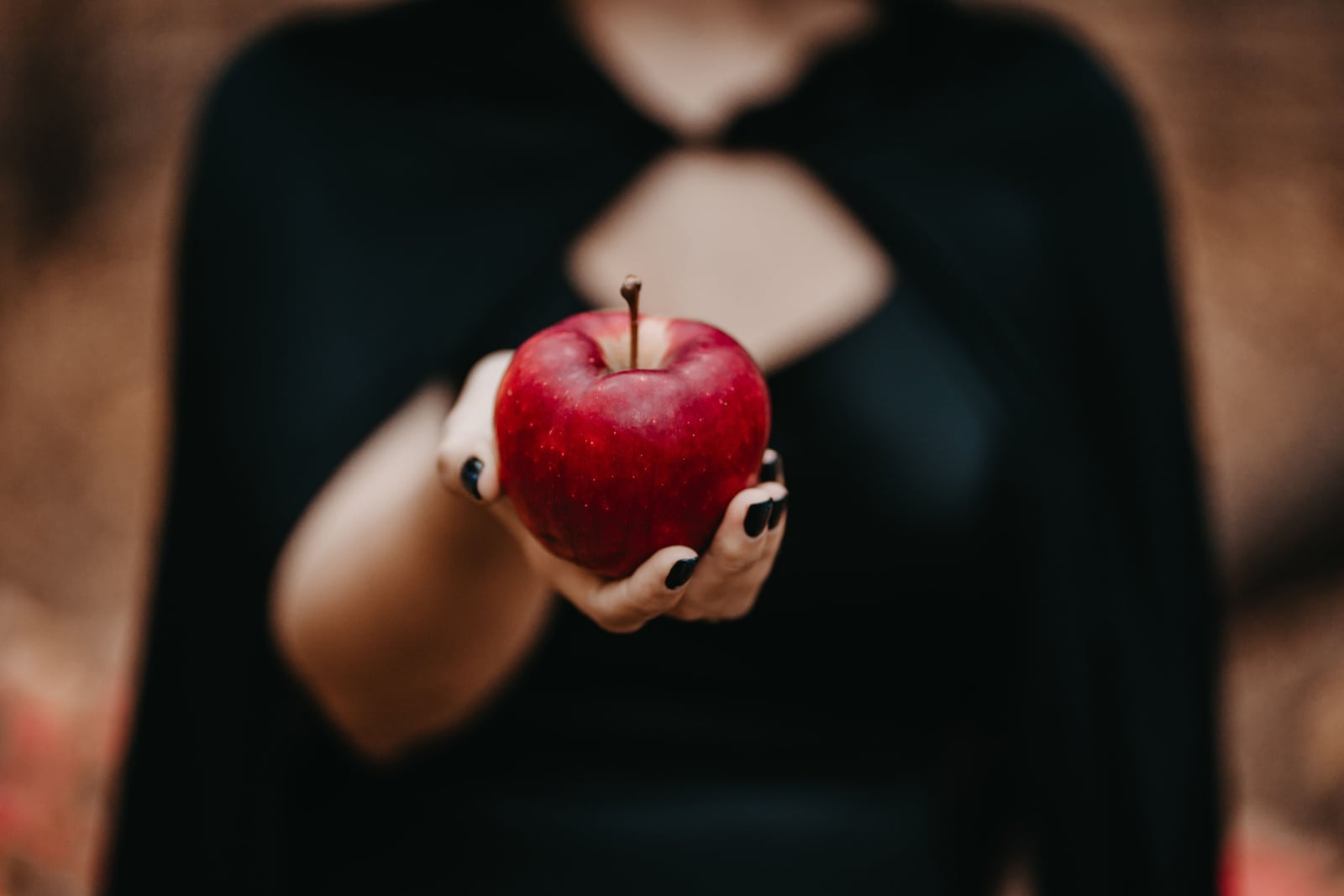 Fair Tale Resources - Snow White