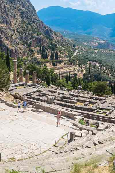 delphi theatre the birthplace of greek civilization