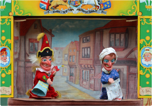 French puppet shows delight young and old alike - You are here