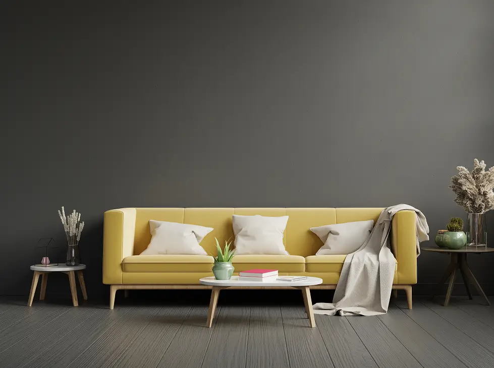 empty-chairs-tables-home - img new