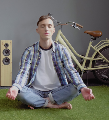 Decide Between Silence and Sound 