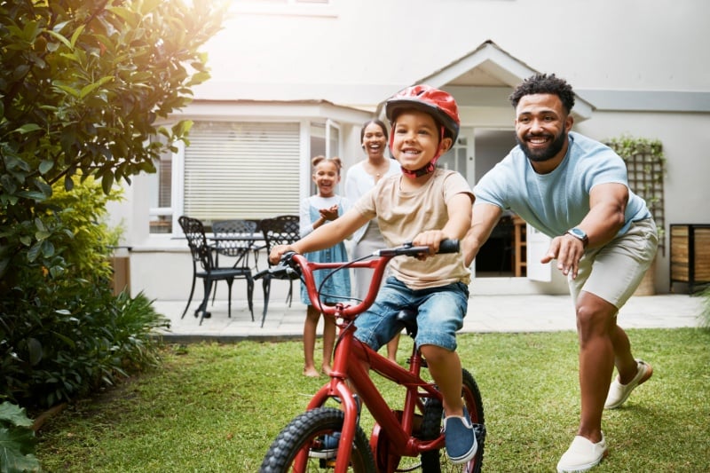 kids-exercise-outdoor