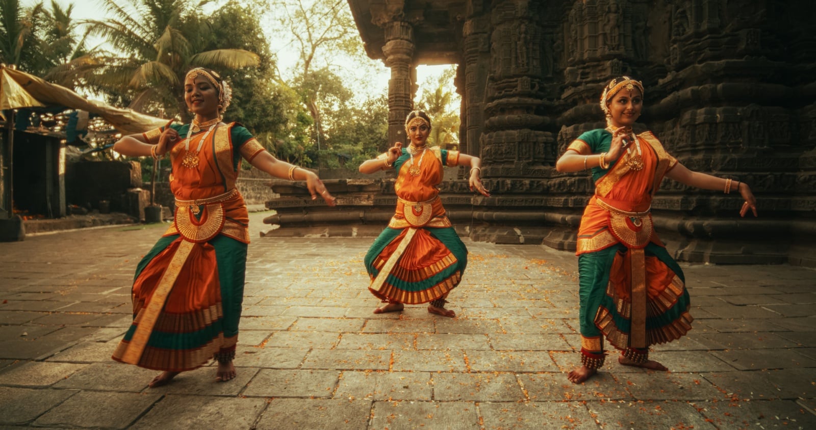 folk-dancing-intro